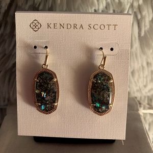 NWT Kendra Scott Elle Gold Drop Earrings